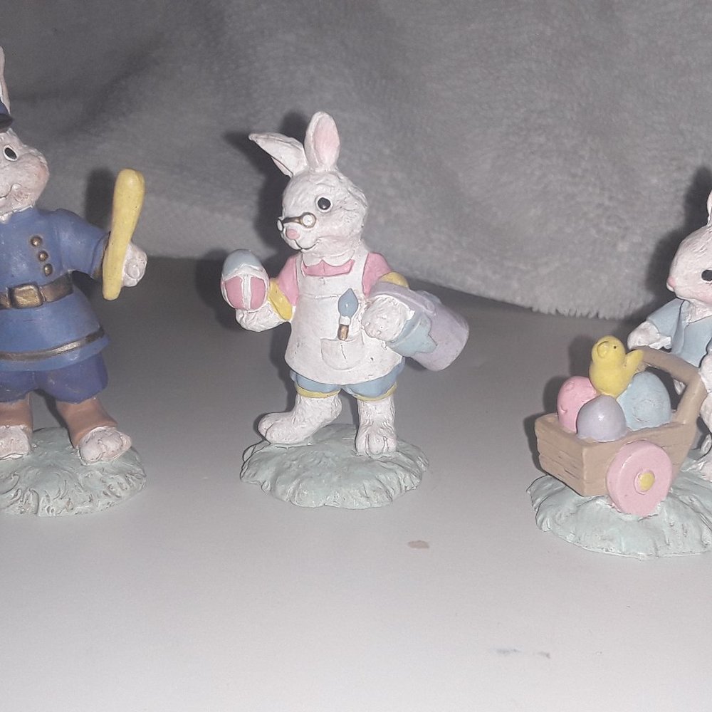 3-Midwest Importers Bunnies